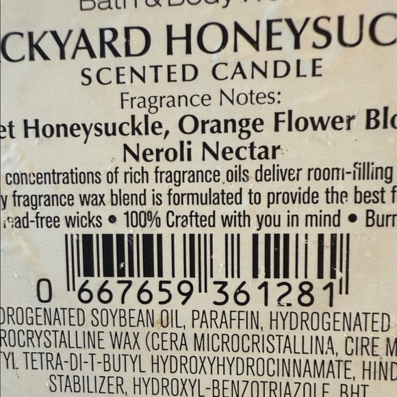 Bath & Body Works Green Backyard Honeysuckle Candle - Picture 6 of 6